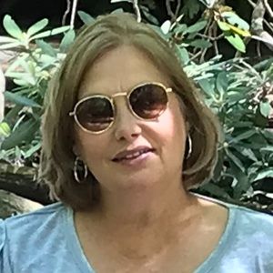 Meet your Posher, Beth